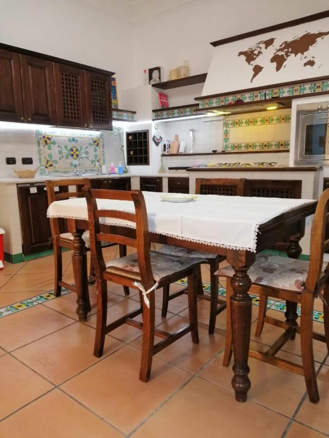 Apartmán La Casa Di Tania A Napoli Exteriér fotografie